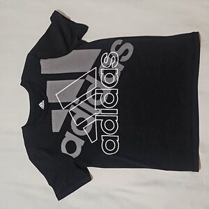 Kids athletic fabric adidas tee size 7